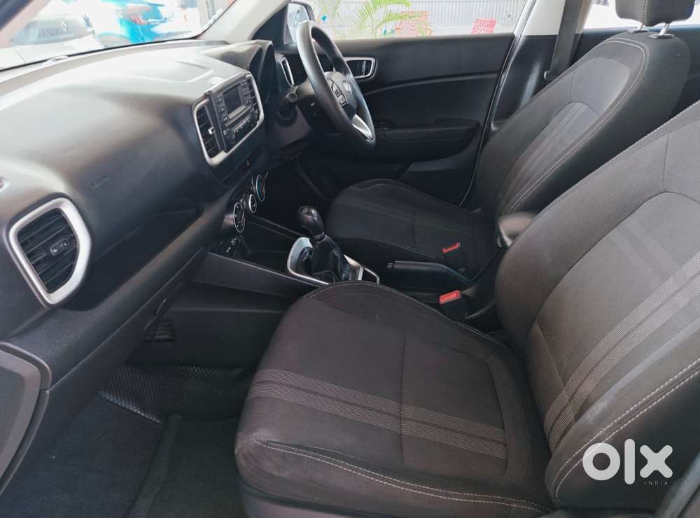 Hyundai Venue S, 2022, Petrol