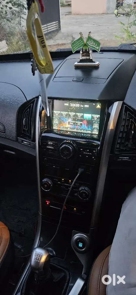 Mahindra Xuv500 2018 Diesel 71910 Km Driven