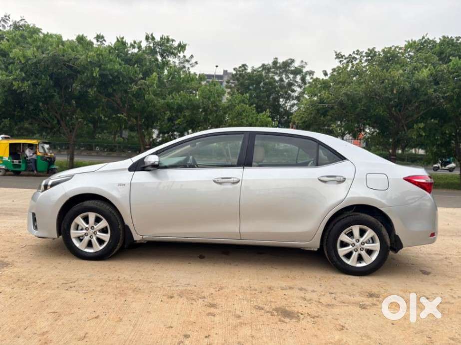 Toyota Corolla Altis G At, 2016, Petrol