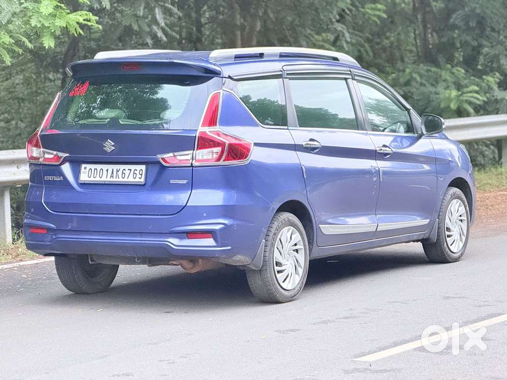 Maruti Suzuki Ertiga Vxi At Petrol, 2021, Petrol
