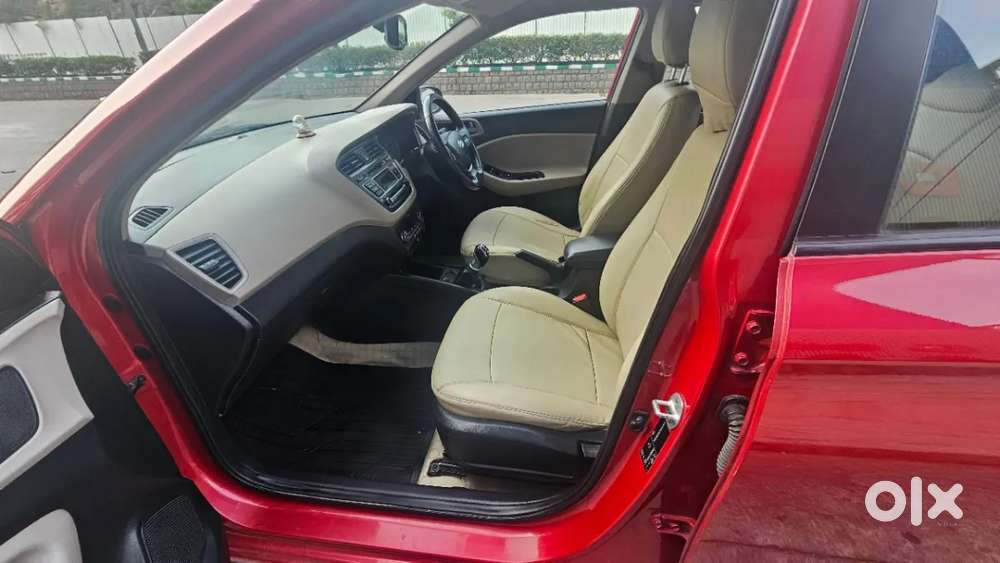 Hyundai I20 Sportz 1.4 Crdi, 2014, Diesel