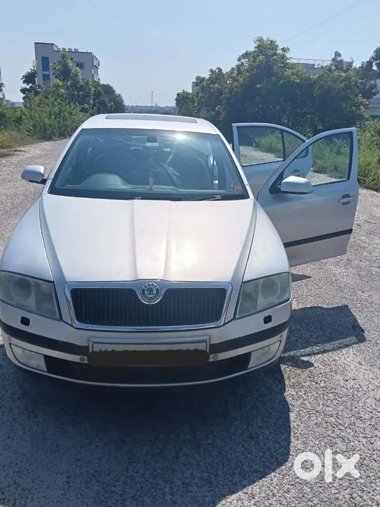 Skoda Laura 2007 Model With Sunroof.