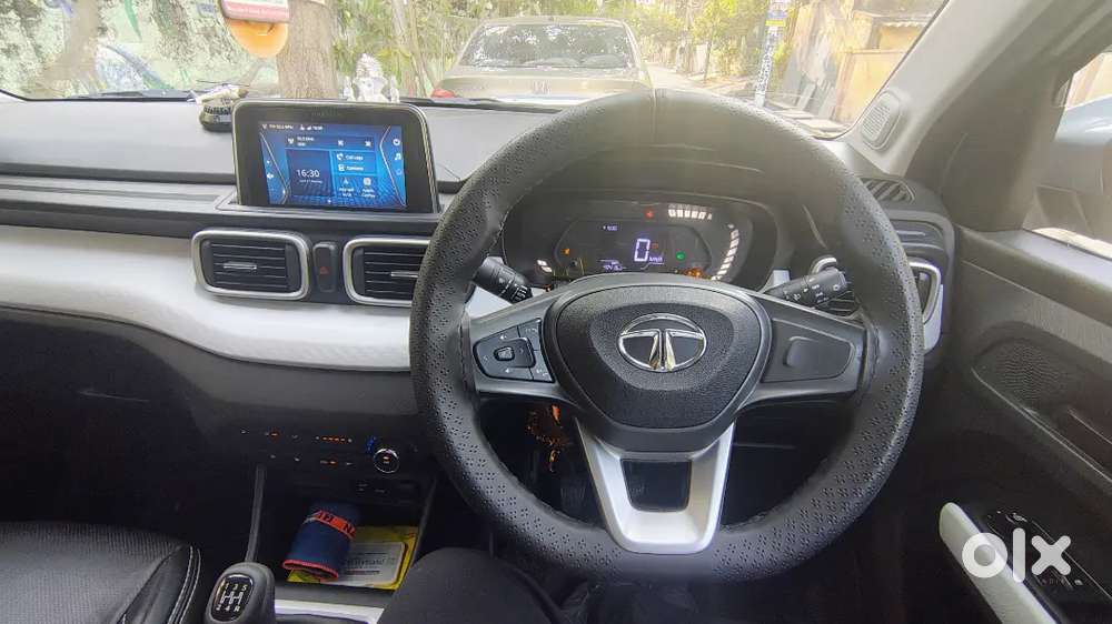 2023 Tata Punch Cng Top Model  Accomplished Dazzle With Sunroof