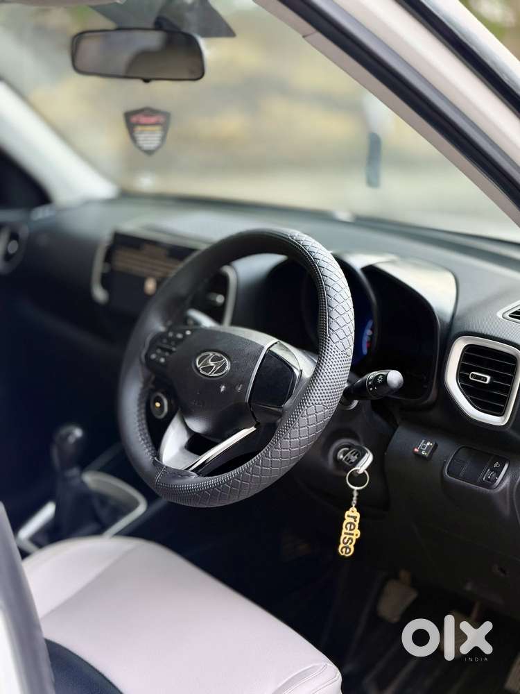 Hyundai Venue S 1.2 Petrol, 2019, Cng & Hybrids