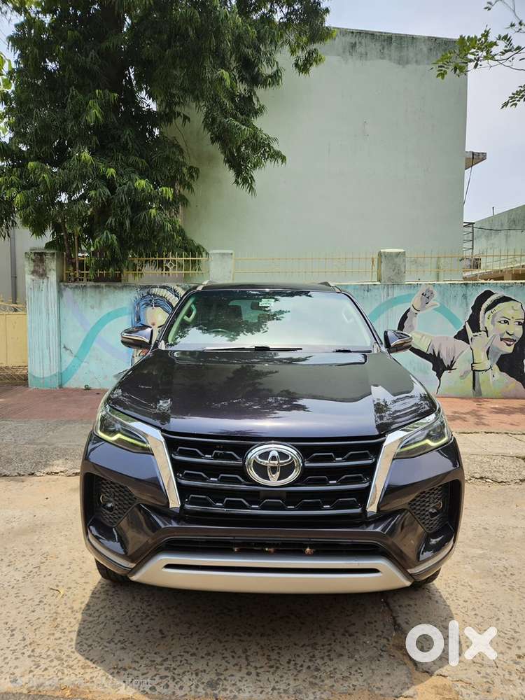 Toyota Fortuner Sigma 4