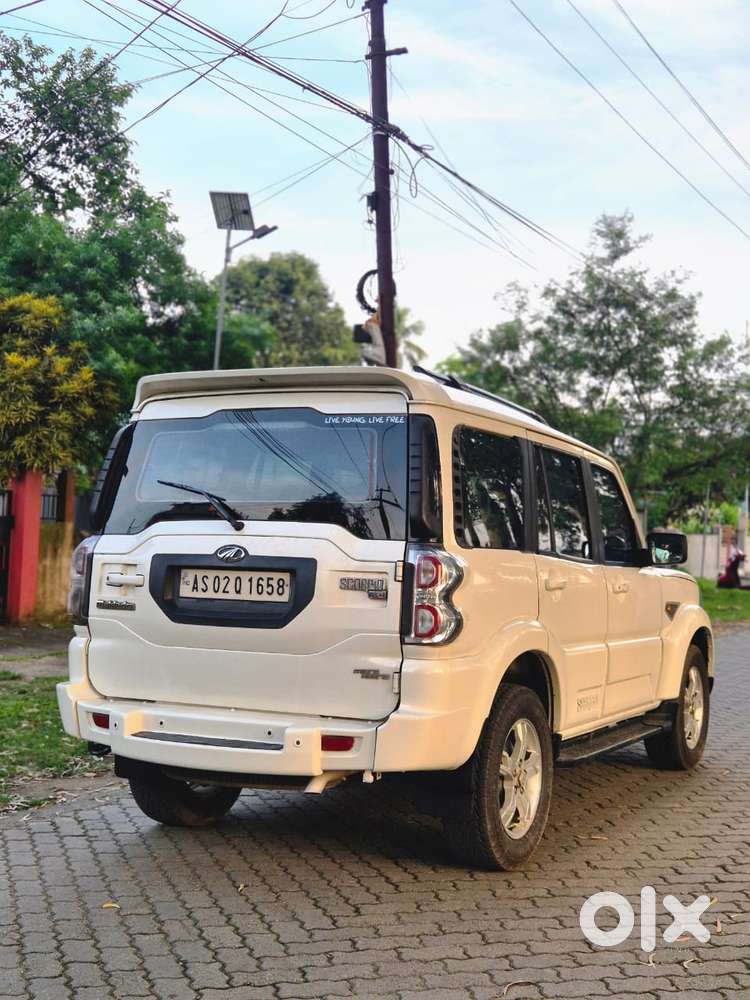 Mahindra Scorpio, 2016, Diesel