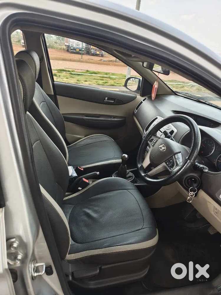 Hyundai I20 2011 Petrol Well Maintained