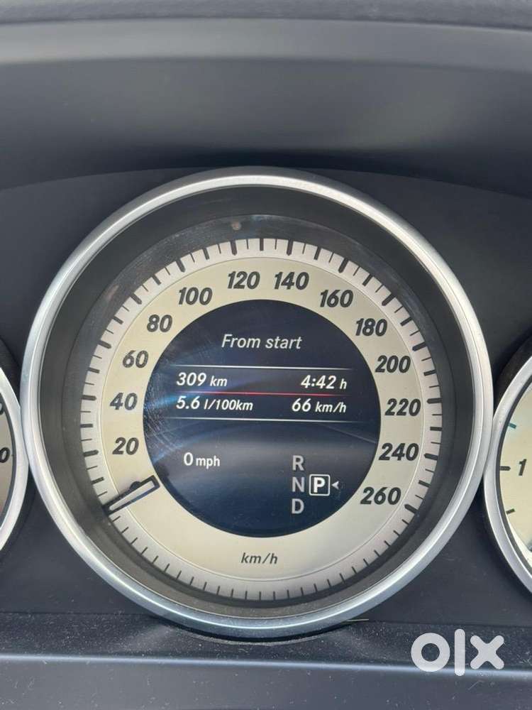 Mercedes-benz E 250 Cdi Avantgarde 2015  Fully Company Serviced