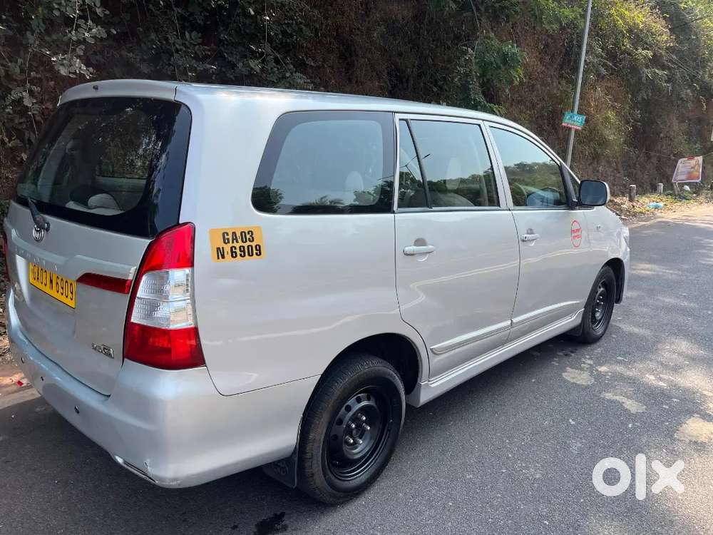 Toyota Innova 2014 Diesel Well Maintained