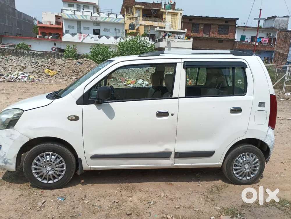 Cng / Petrol  2012 Model