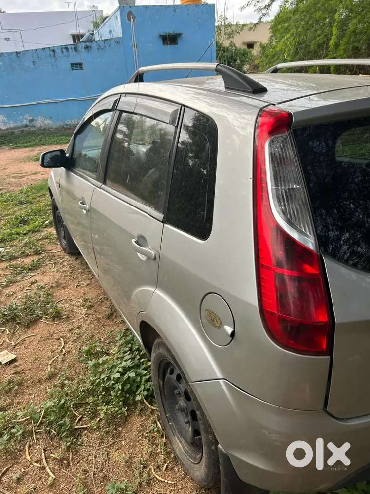 Ford Figo Zxi 2010 Petrol Manual