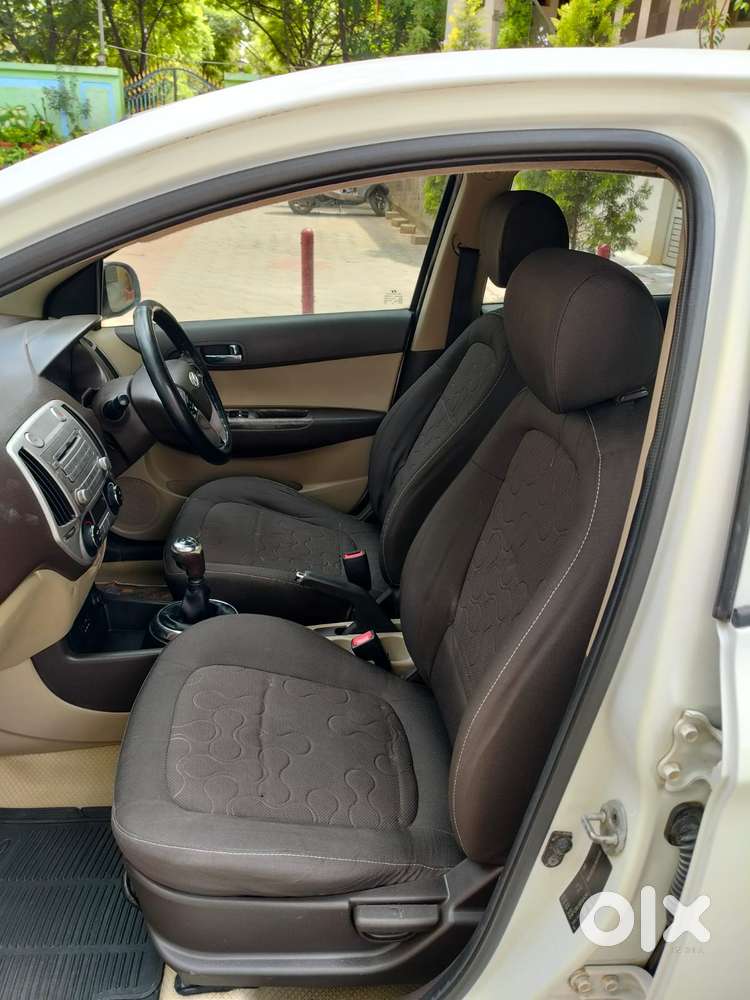 Hyundai I20 1.2 Sportz Option, 2011, Diesel