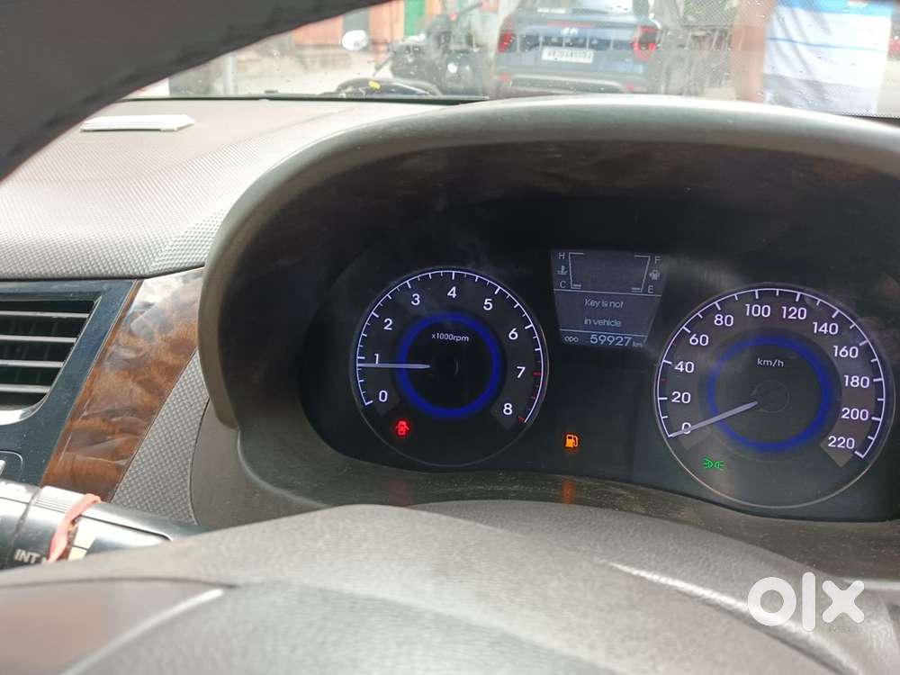 Hyundai Fluidic Verna 2014