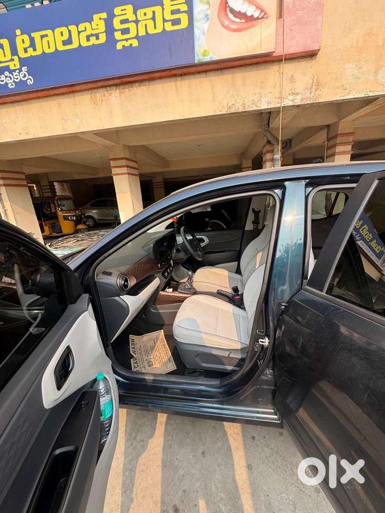 Hyundai Aura 2023 Petrol Well Maintained