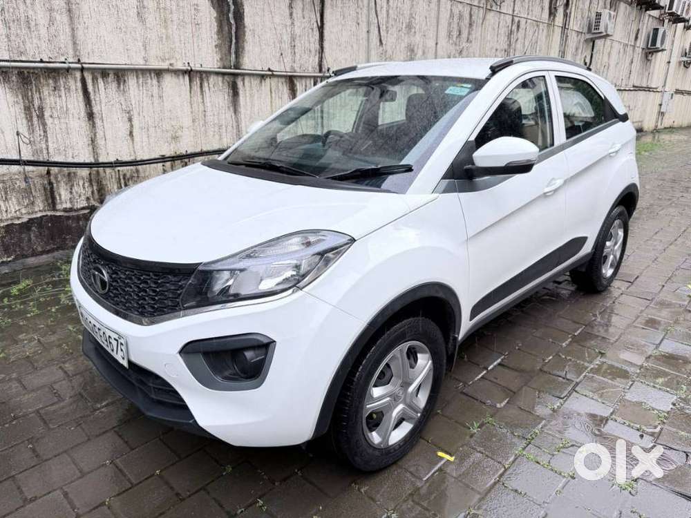 Tata Nexon 1.2 Revotron Xma Amt (s), 2019, Petrol