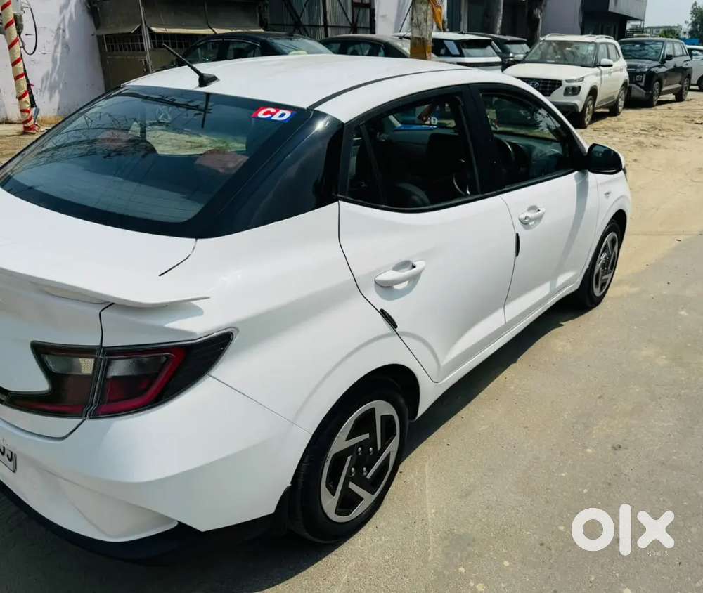 Hyundai Aura Sx 2024