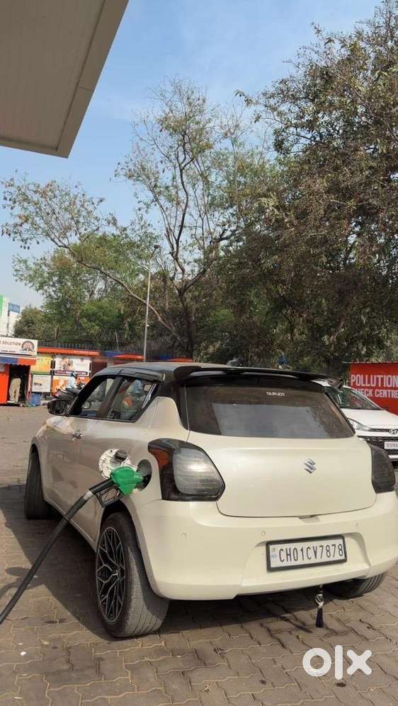 Maruti Suzuki New-gen Swift 2024 Petrol Well Maintained