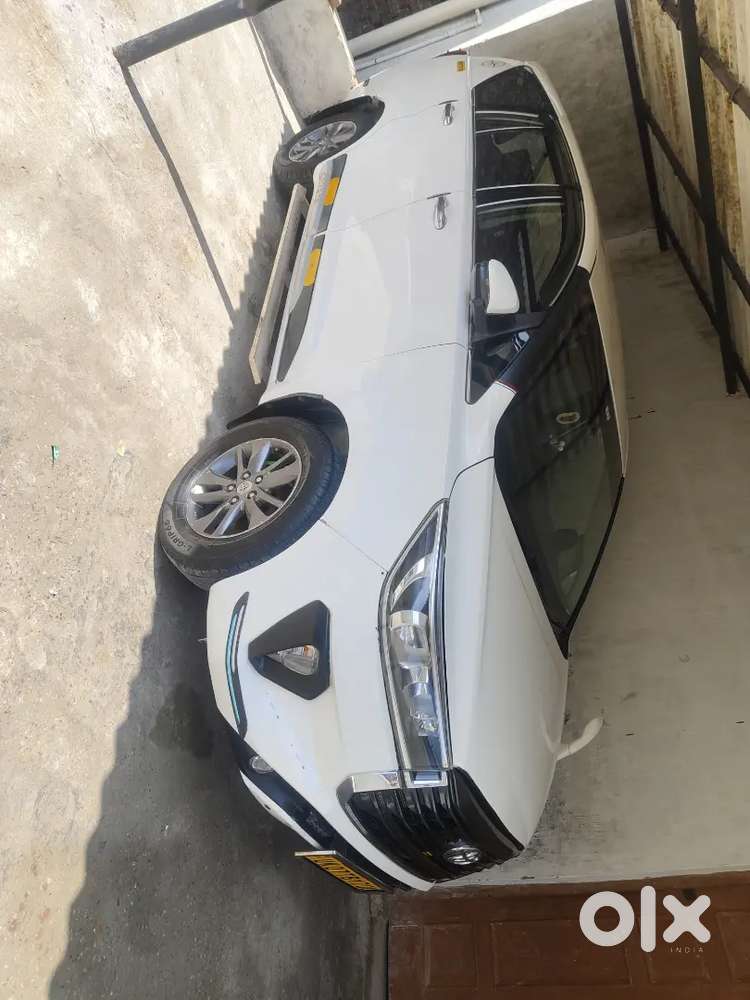 Toyota Innova Crysta 2017