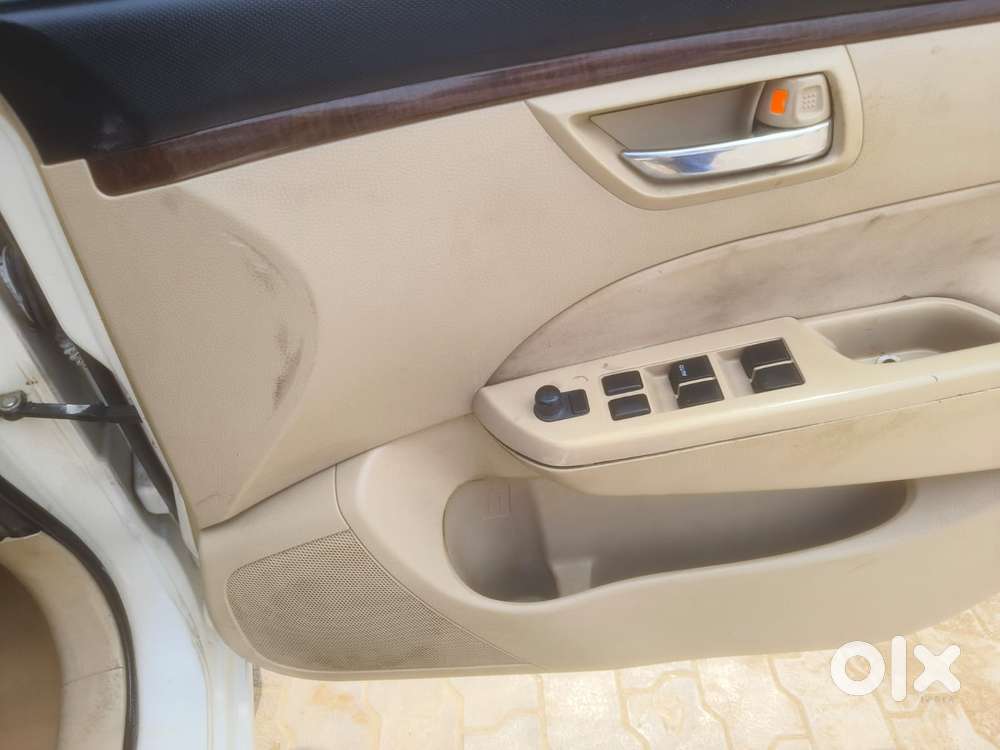 Maruti Suzuki Swift Dzire 1.2 Tour Lxi, 2016, Cng & Hybrids