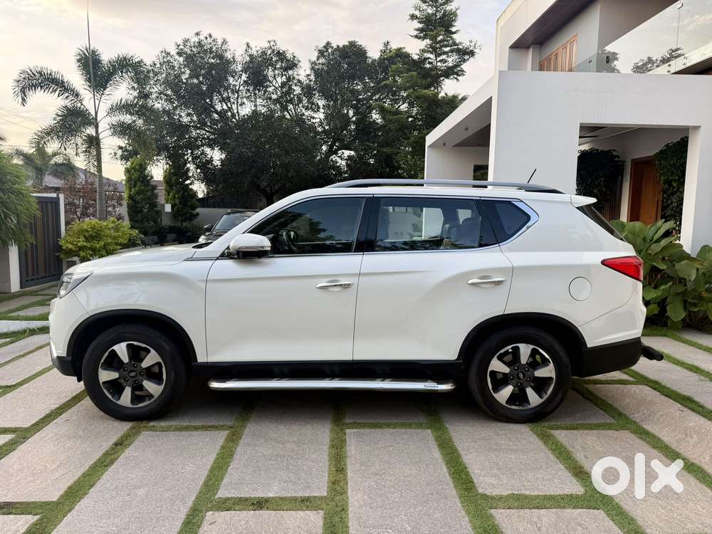 Mahindra Alturas G4 4x4 At, 2019, Diesel