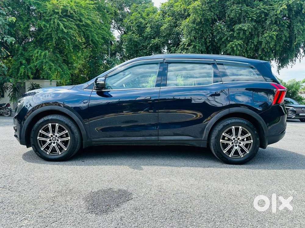 Mahindra Xuv700 2.2 Ax 7 Diesel At Str Awd, 2023, Diesel