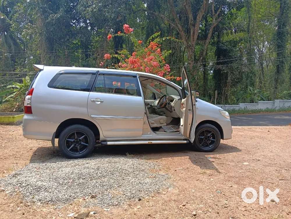 Toyota Innova 2009