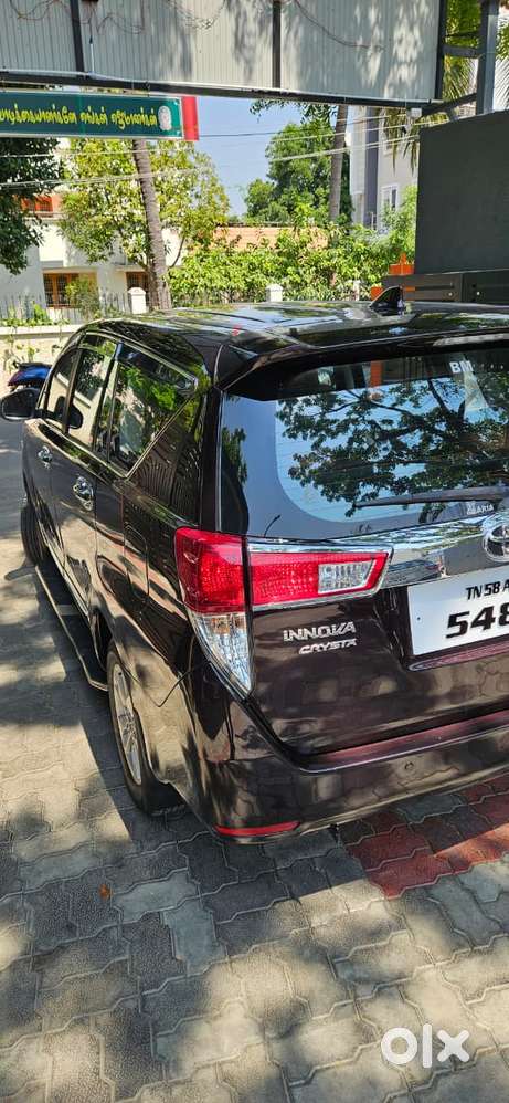 Toyota Innova Crysta 2.8 Z, 2017