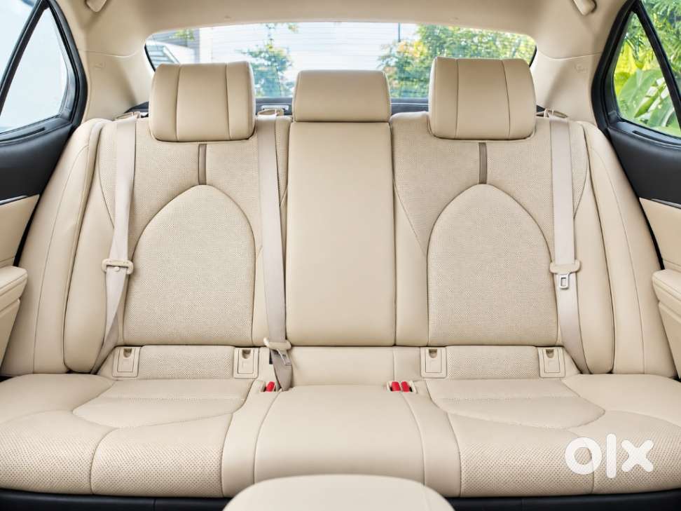 Toyota Camry Hybrid, 2024, Petrol