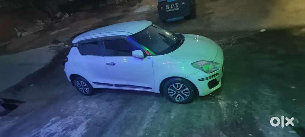 Maruti Suzuki Swift 2021 Petrol 70000 Km Driven