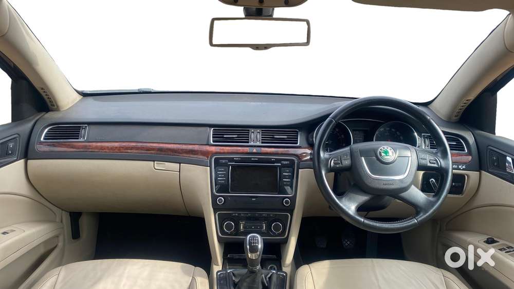 Skoda Superb 1.8 Elegance Tsi At, 2012, Petrol