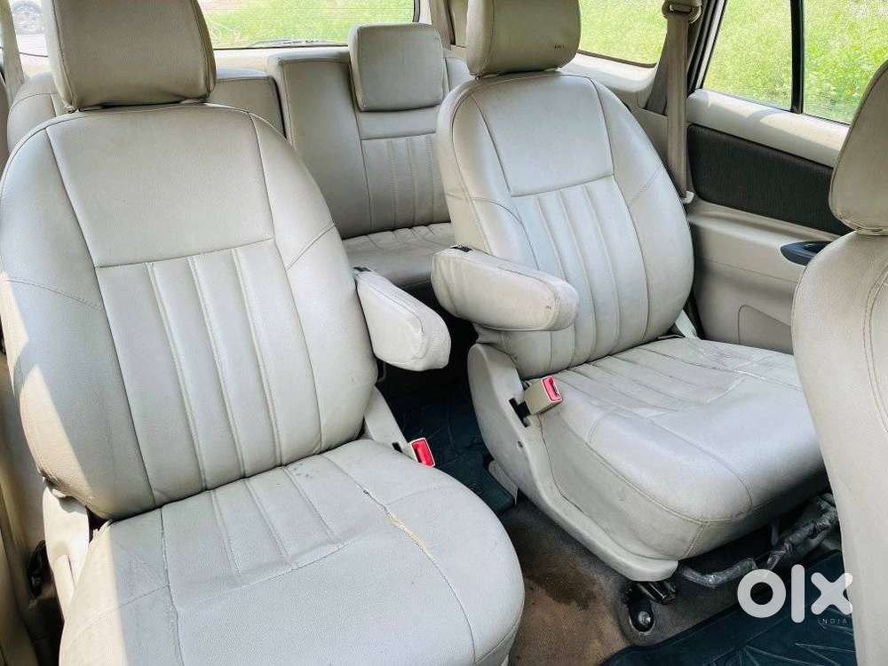 Toyota Innova 2.5 Gx 7 Seater Bs Iv, 2013, Diesel