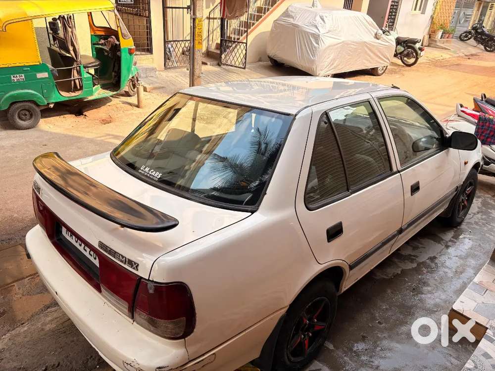 Maruti Suzuki Esteem Lx (1999)