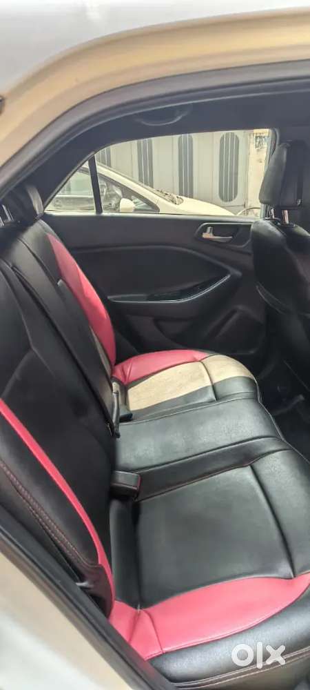 High End Version Hundai I20 Active, Well Maintained, Zero Complaints