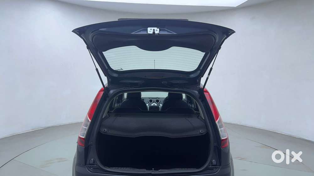 Ford Figo Petrol Zxi, 2013, Petrol