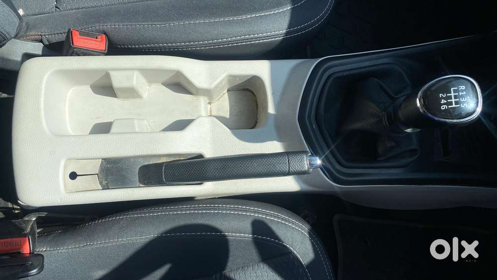 Mahindra Xuv300 W8 Diesel, 2021, Diesel