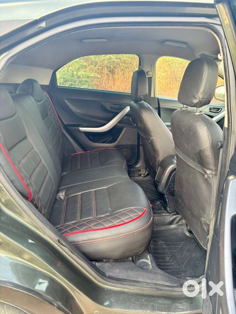 Tata Nexon Xm Petrol 2020