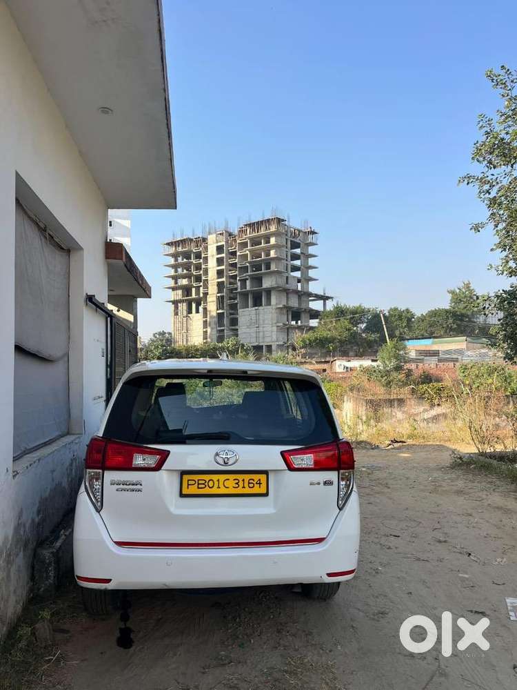 Toyota Innova Crysta 2019 Diesel Well Maintained