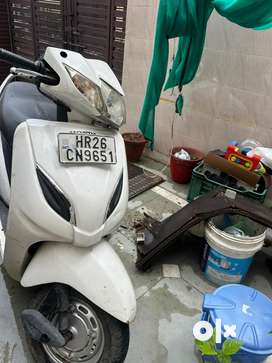 Olx used activa deals