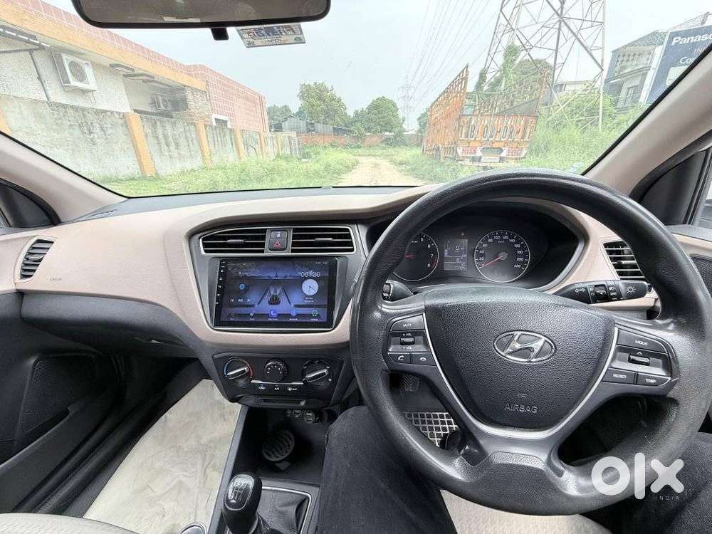 Hyundai I20 Sportz 1.2 Bs-iv, 2018, Petrol