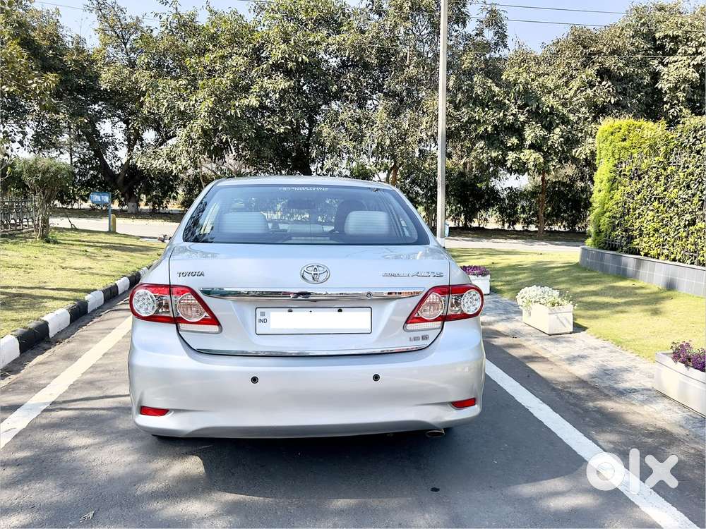 Toyota Corolla Altis [ ] 1.8 Vl At, 2012, Petrol