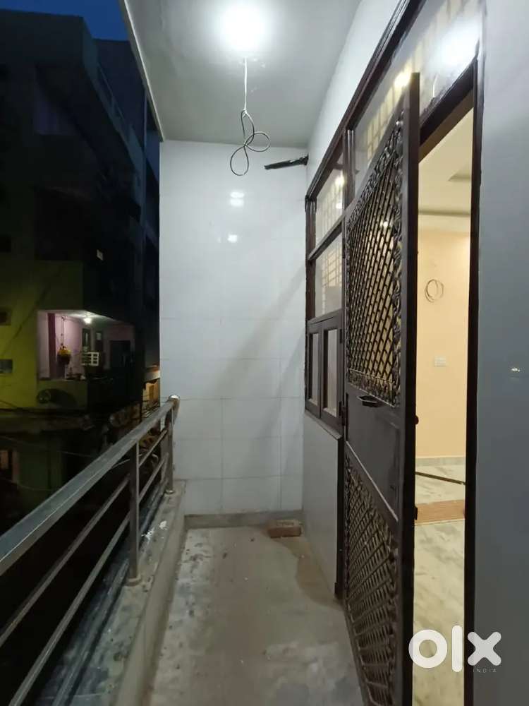 Full Building 60 gaj for sale 2bhk dwarka mor h block For Sale