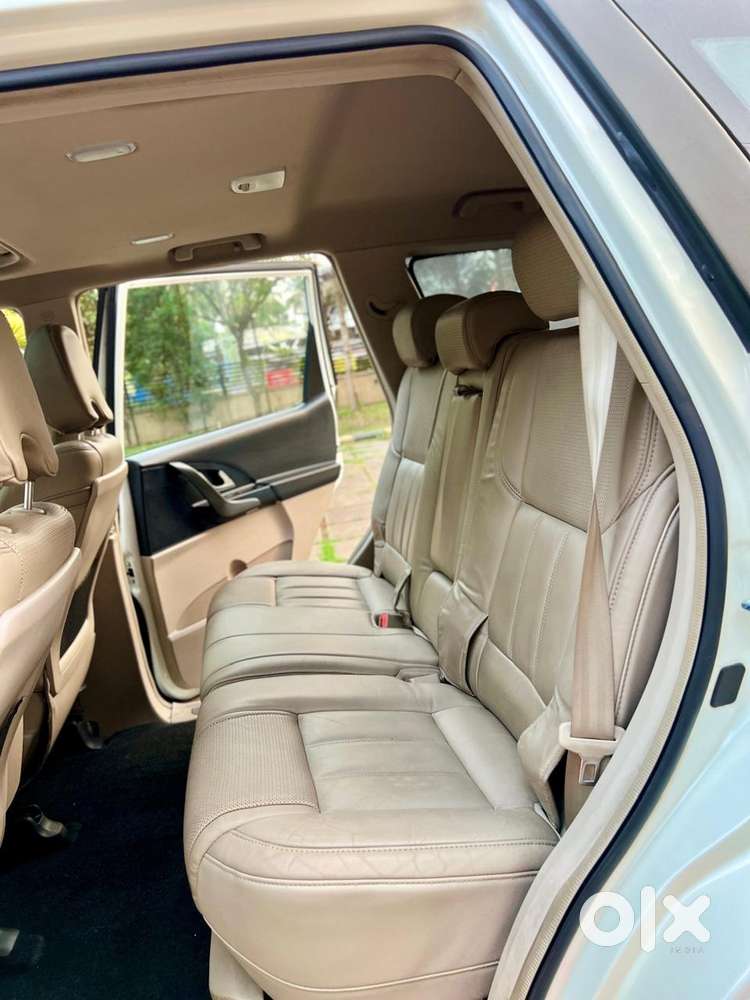 Mahindra Xuv500 W10 At, 2016, Diesel