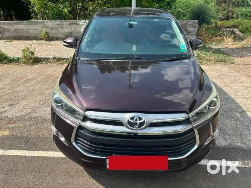 Toyota Innova Crysta 2.4 V 7 Str, 2016, Diesel