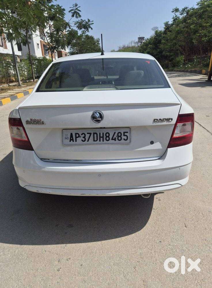Skoda Rapid [ ] 1.5 Style Plus Tdi At, 2018, Diesel