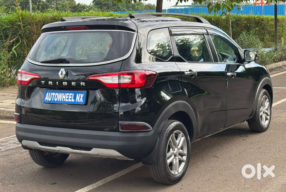 Renault Triber Rxz, 2025, Petrol