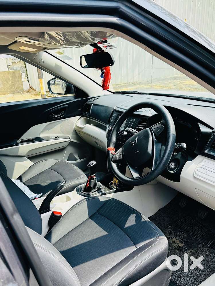 Mahindra Xuv300 W6, 2024, Petrol