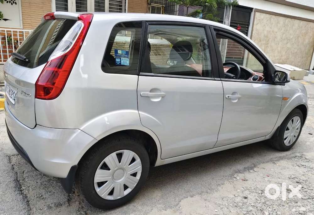 Ford Figo 1.2p Titanium Mt, 2010, Petrol