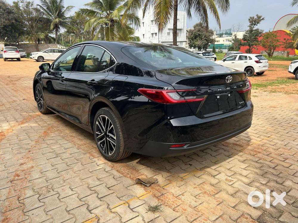 Toyota Camry 2.5 Hybrid, 2026, Petrol