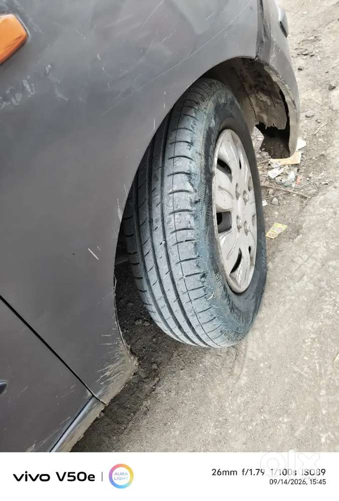 Button Tyre
