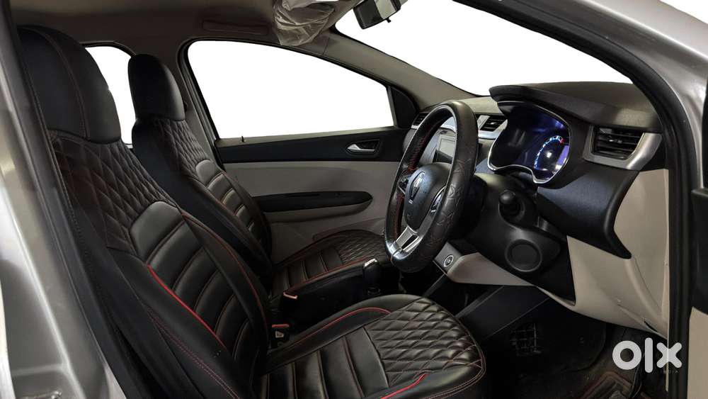Renault Triber Rxz Easy-r Amt, 2023, Petrol